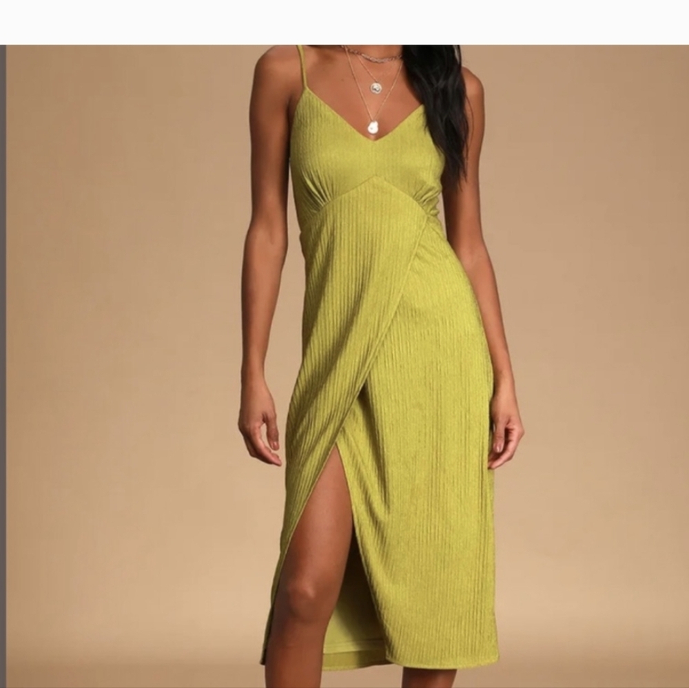 Lulu's Lime Green Ribbed Midi Dress with Side Slit